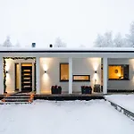 Lumossa - Lakeside Luxury With Unique Privacy *