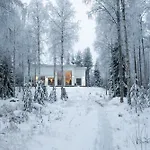 Lumossa - Lakeside Luxury With Unique Privacy