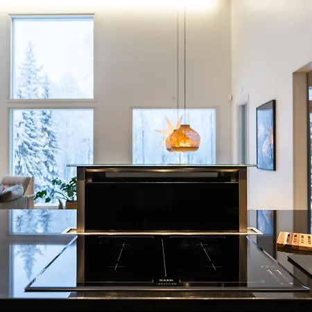 Lumossa - Lakeside Luxury With Unique Privacy Rovaniemi