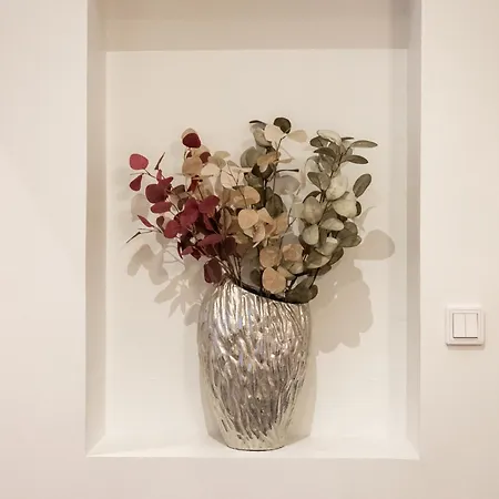 Villa Lumossa - Lakeside Luxury With Unique Privacy Rovaniemi