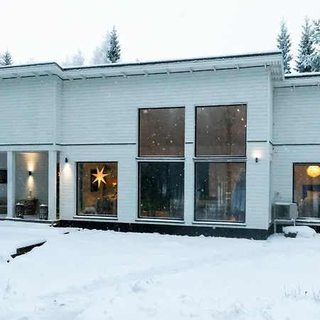 Lumossa - Lakeside Luxury With Unique Privacy * Rovaniemi