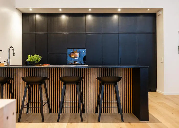 Lumossa - Lakeside Luxury With Unique Privacy רובניימי