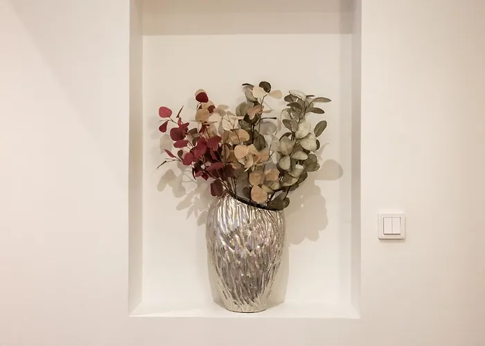 Villa Lumossa - Lakeside Luxury With Unique Privacy Rovaniemi